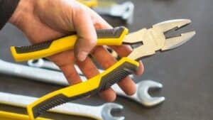 Top 5 Uses for the Stanley 200mm Linesman Combination Plier