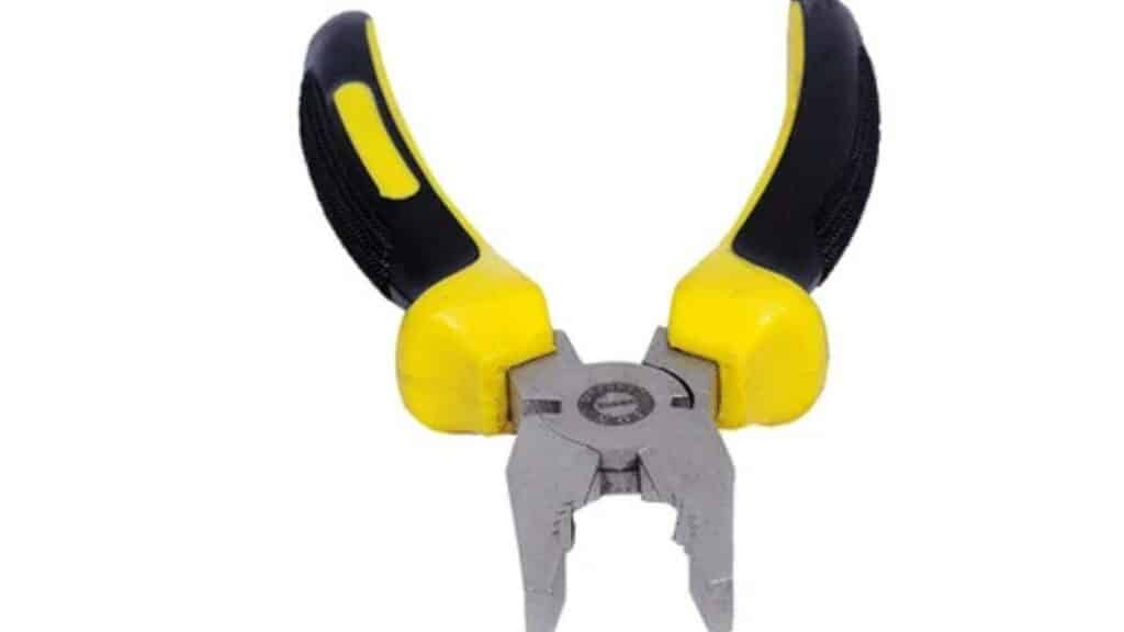 Top 5 Uses for the Stanley 200mm Linesman Combination Plier
