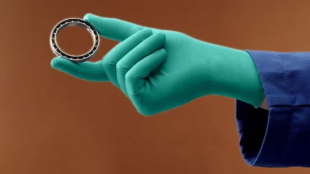 Top 5 Industries That Rely on TouchNTuff 92-600 Gloves