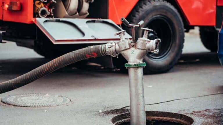 How Regular Sewer Cleaning Saves Big for Commercial Properties